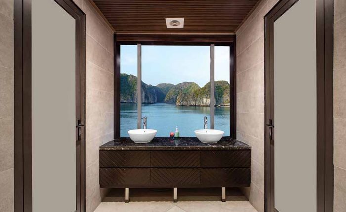 Jade Sails Halong bathroom