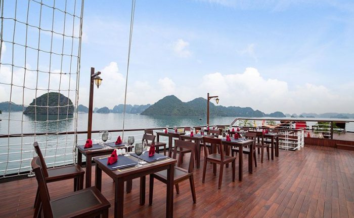 restaurant orchid cruise halong bay