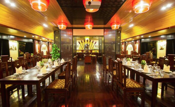 dragon legend cruise bai tu long