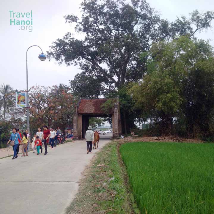 duong lam ancient vietnamese village