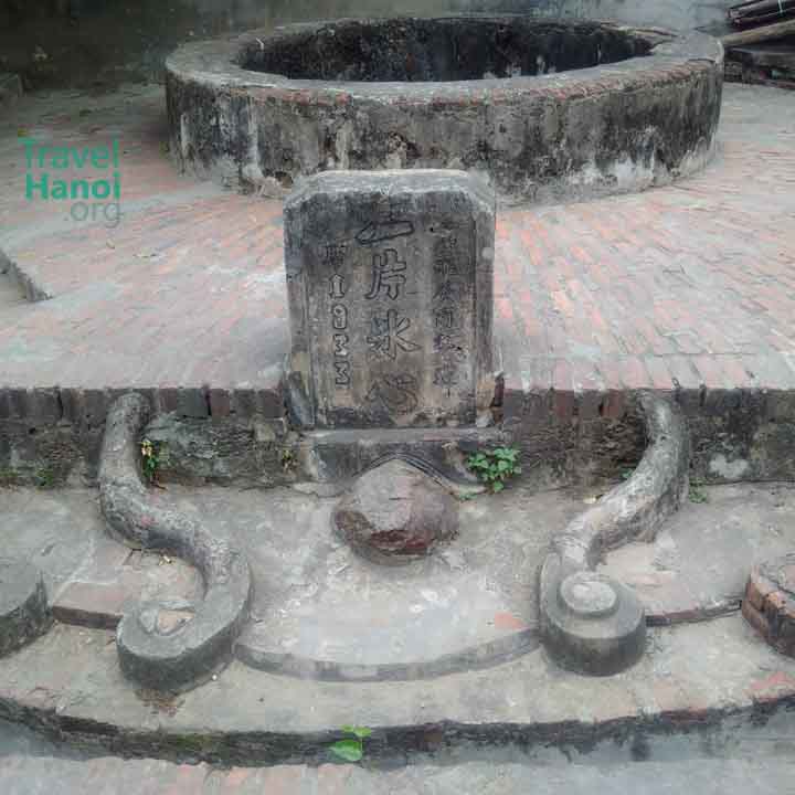 duong lam ancient vietnamese village