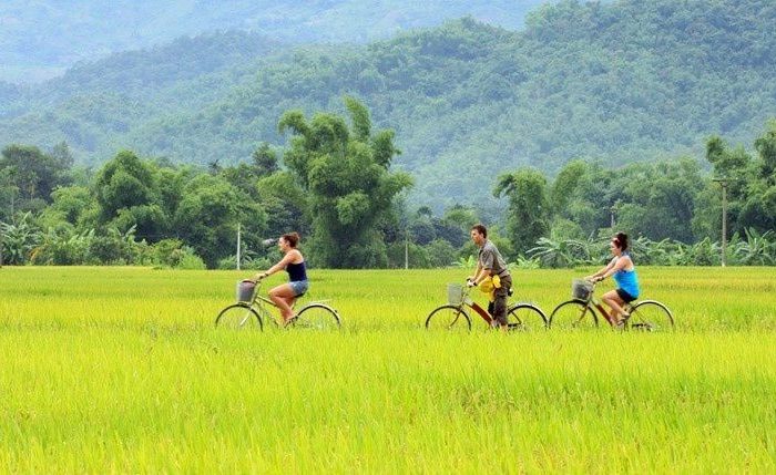 mai chau day tour