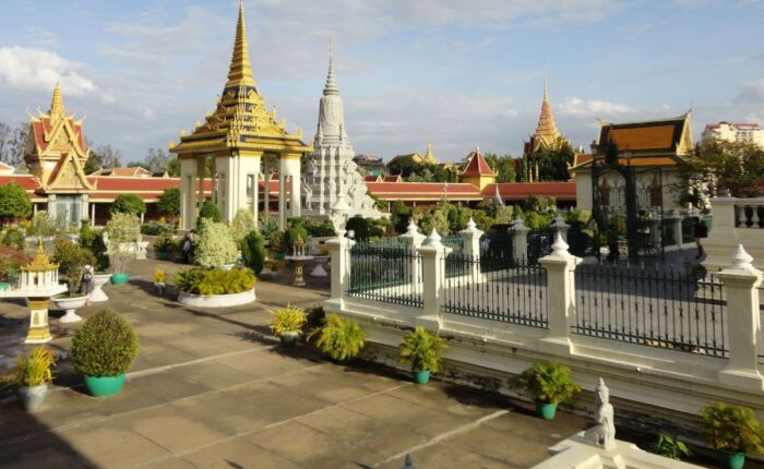 silver pagoda